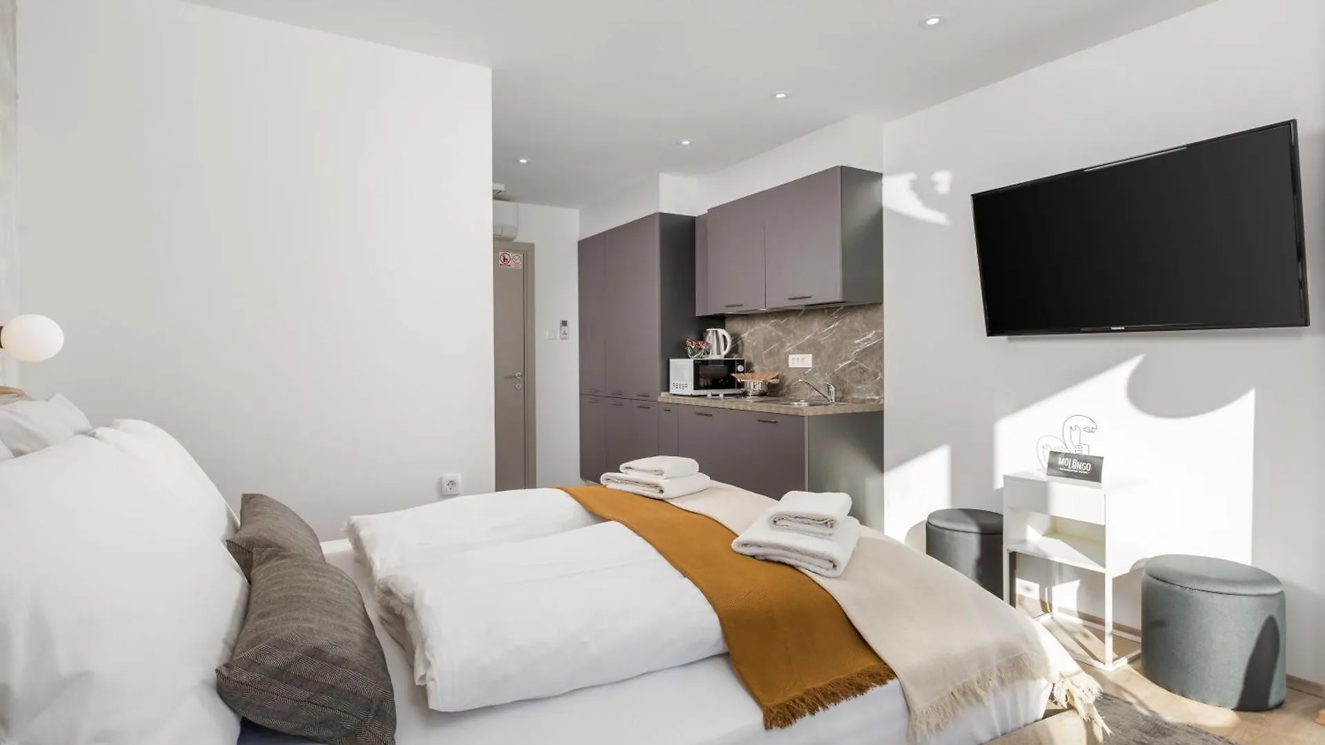Molo Longo - Central Apartments & Rooms Rijeka Kroatië