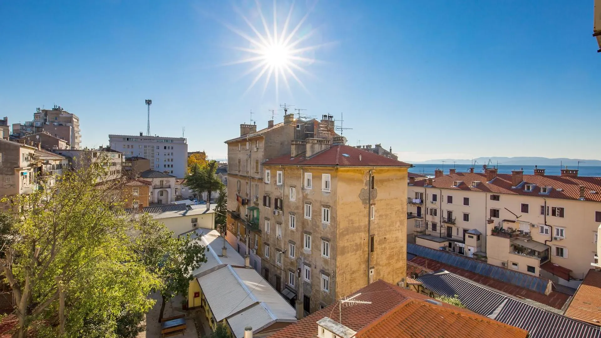 Molo Longo - Central Apartments & Rooms Rijeka 0*,
