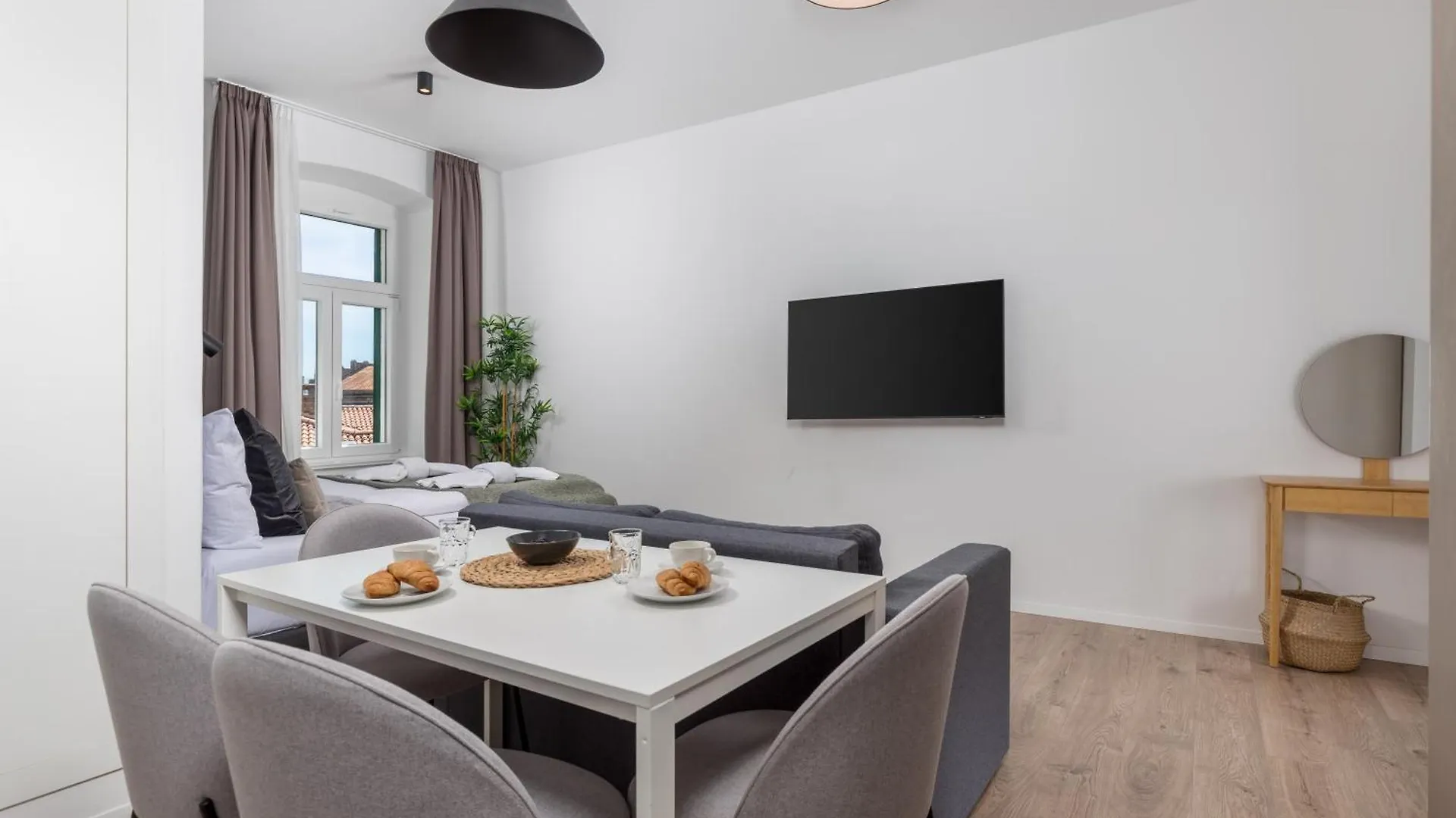 Molo Longo - Central Apartments & Rooms Rijeka Kroatië