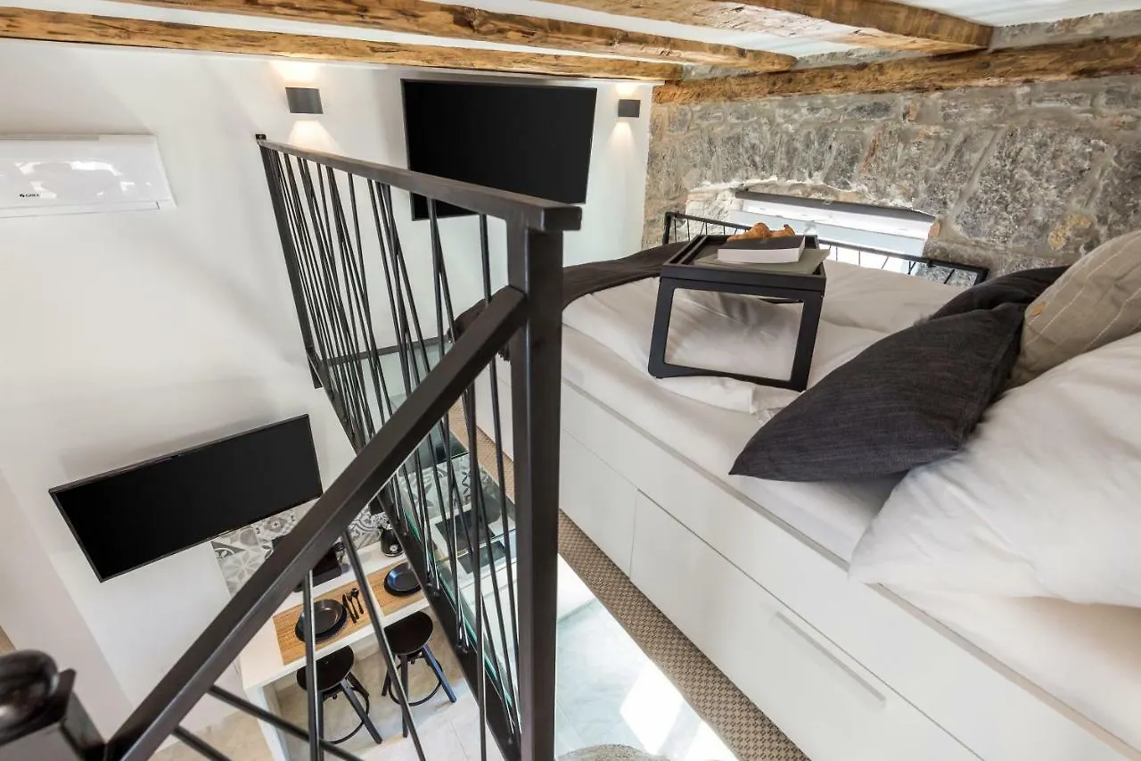 Molo Longo - Central Apartments & Rooms Rijeka