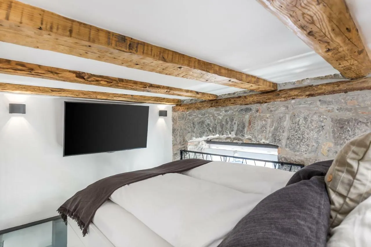 Molo Longo - Central Apartments & Rooms Rijeka