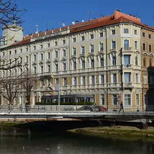 & Infinity Apartamento