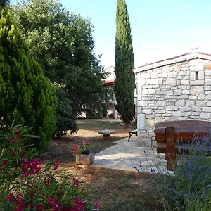 https://apartments-brscic.in-istria.net