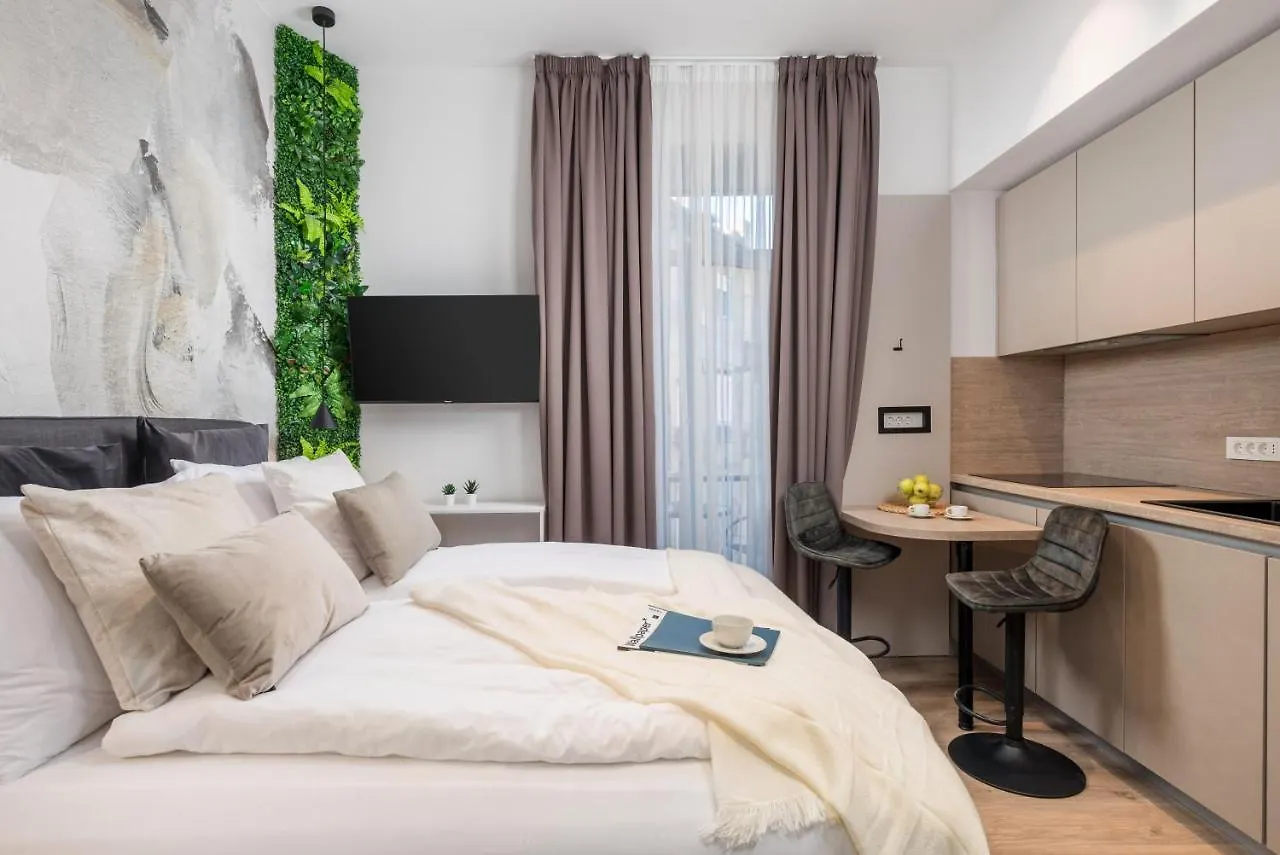 Molo Longo - Central Apartments & Rooms Rijeka