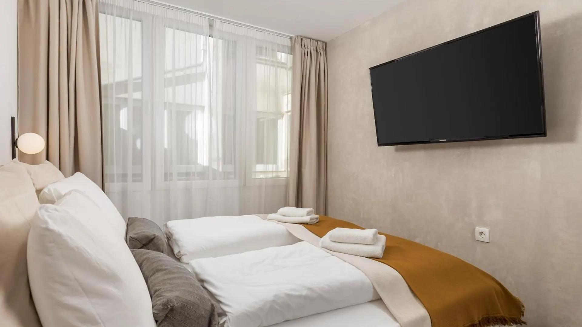 Molo Longo - Central Apartments & Rooms Rijeka 0*,