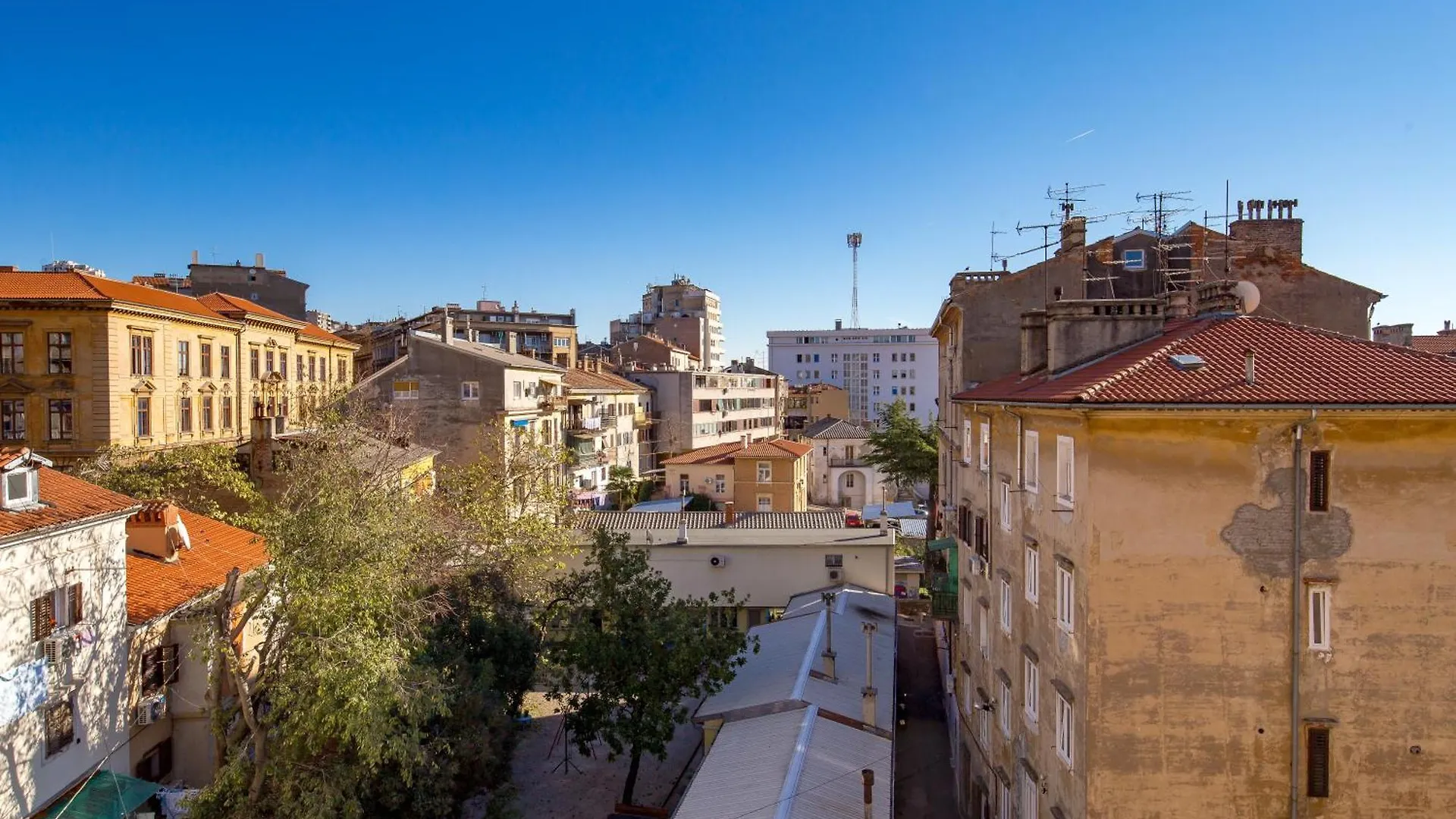 Molo Longo - Central Apartments&Rooms Fiume 0*,