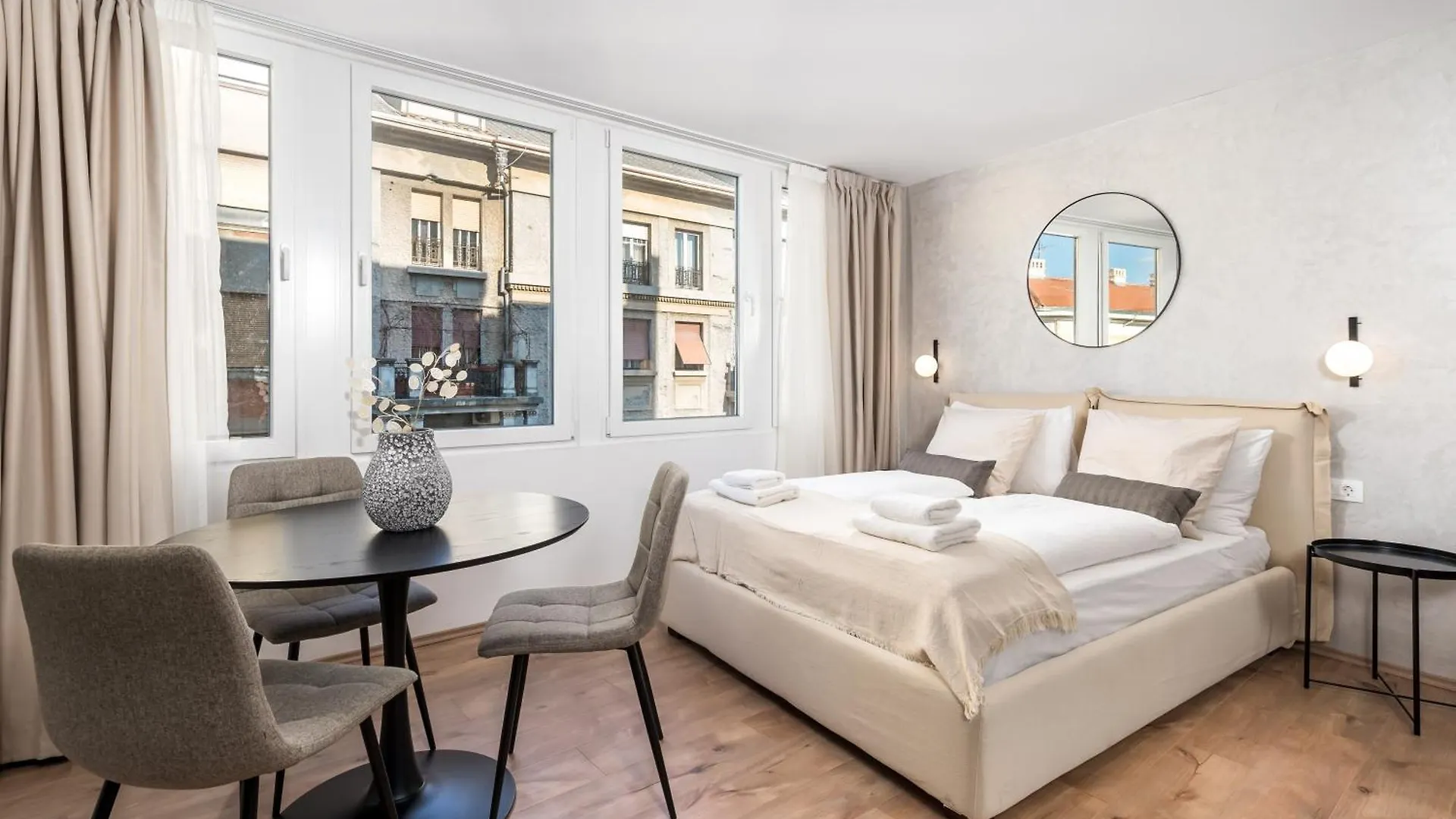 Molo Longo - Central Apartments & Rooms Rijeka