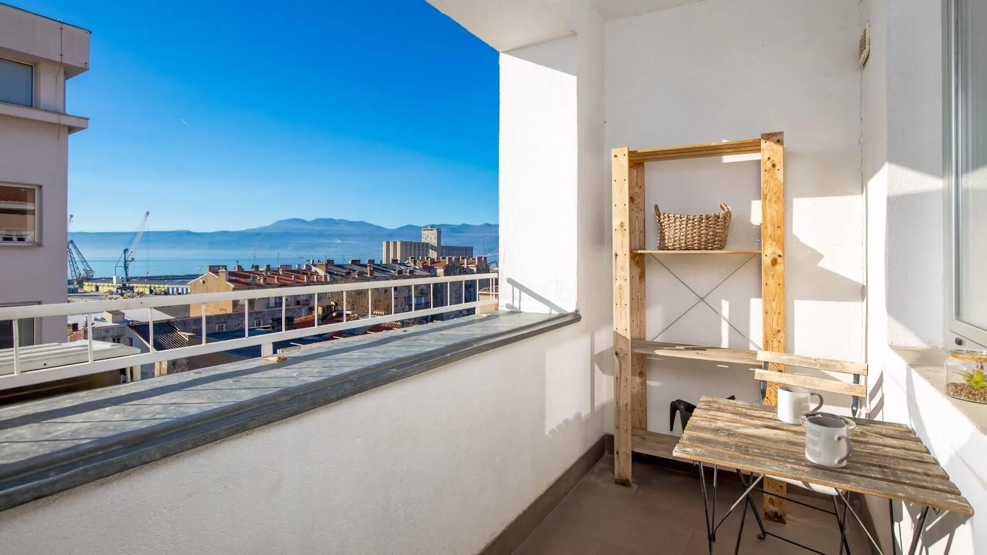 Molo Longo - Central Apartments & Rooms Rijeka