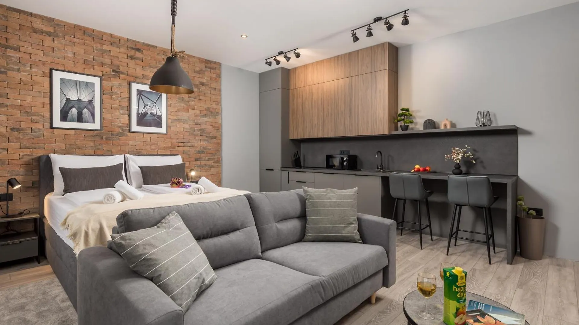 Molo Longo - Central Apartments & Rooms Rijeka